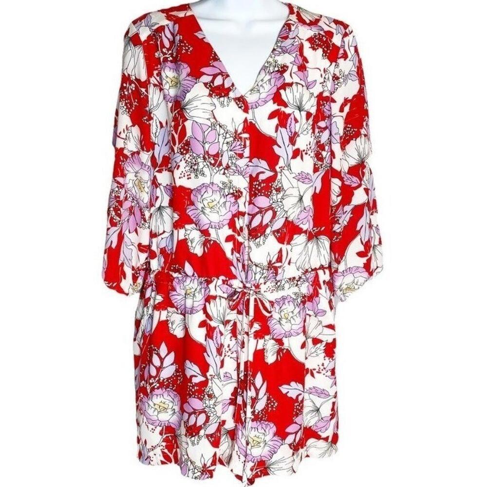 Carolina Belle Women's‎ Red Floral 3/4 Sleeve Half Button Romper Size 8 Vacation